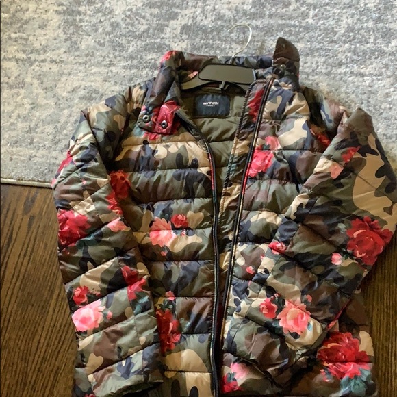 MY TWIN Floral puffer - Picture 1 of 3